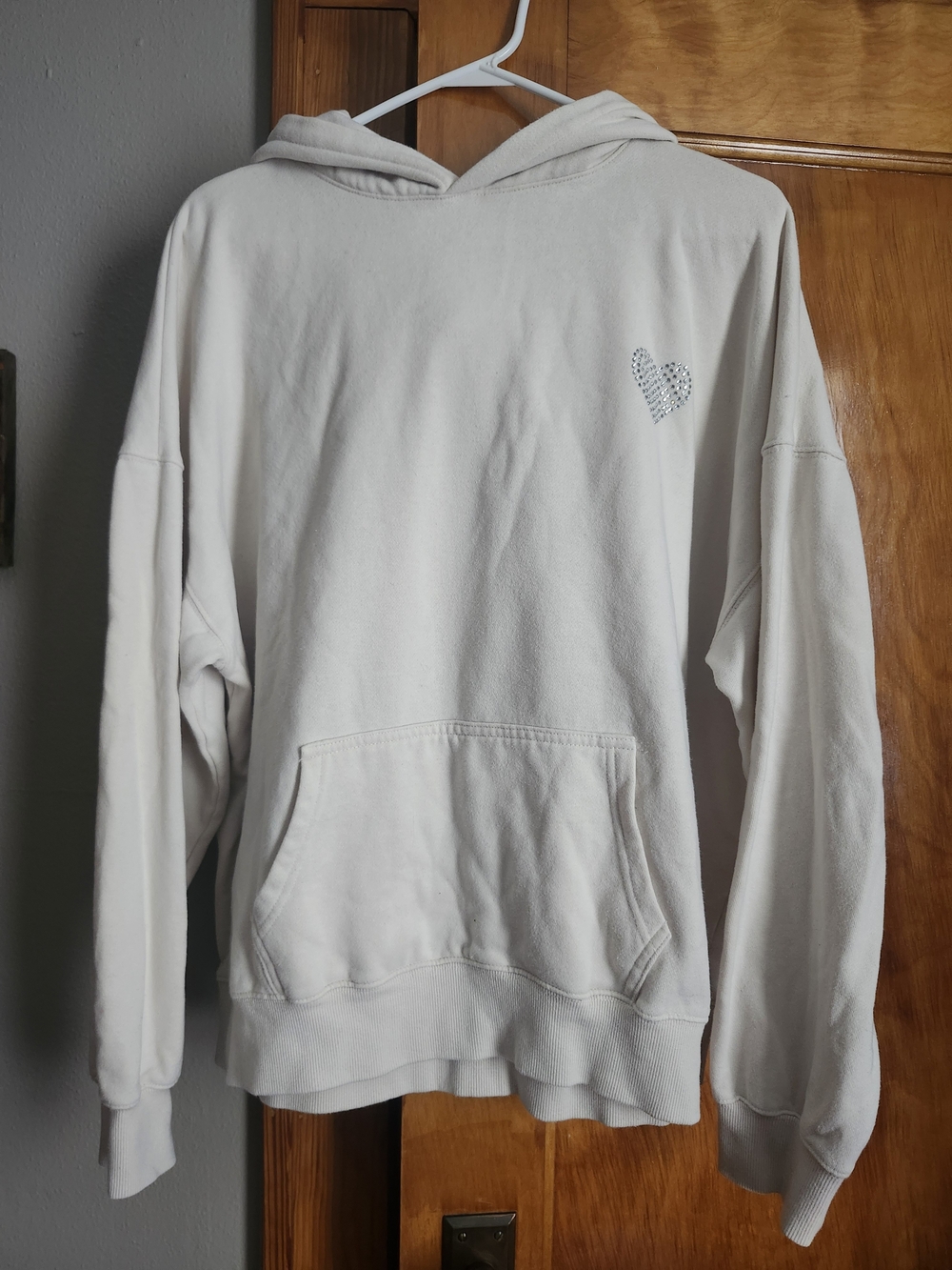 Aeropostale Womens Cream Hooded Pullover Sweatshirt with Rhinestone Heart Accent
